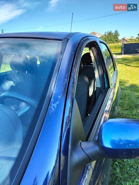 Хэтчбек Opel Corsa 2002 в Львове
