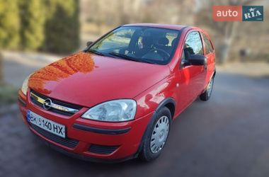 Хэтчбек Opel Corsa 2005 в Ровно