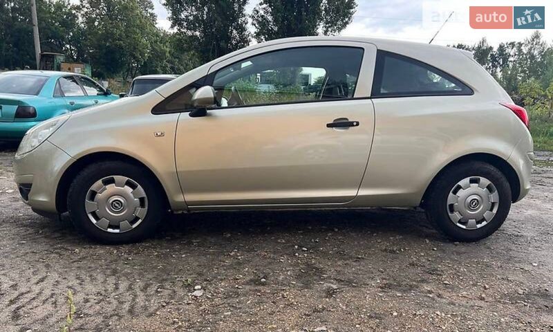 Хэтчбек Opel Corsa 2008 в Белой Церкви