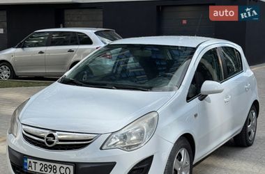 Хетчбек Opel Corsa 2011 в Калуші