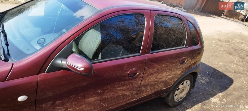 Хетчбек Opel Corsa 2004 в Полтаві