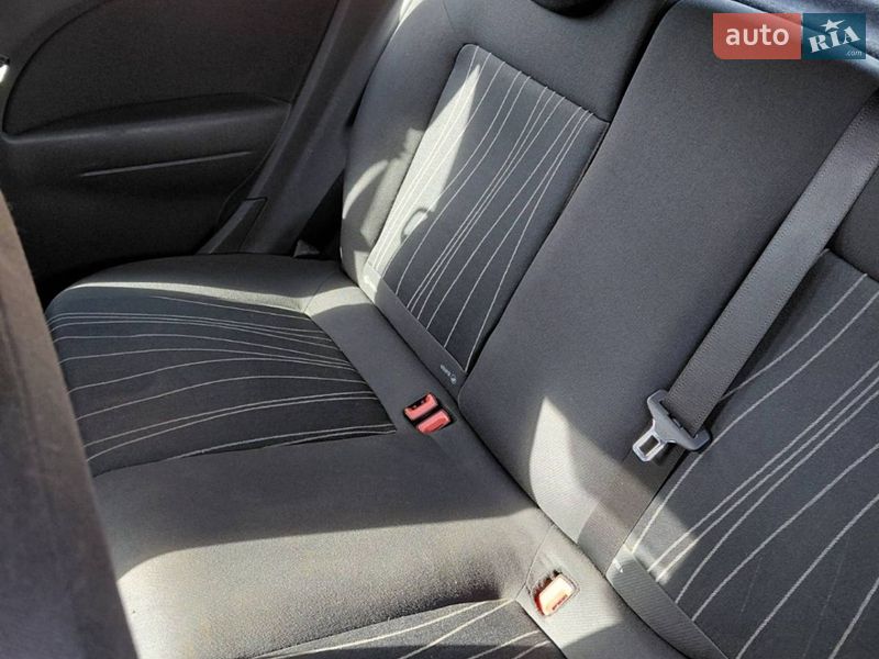 Хэтчбек Opel Corsa 2006 в Полтаве