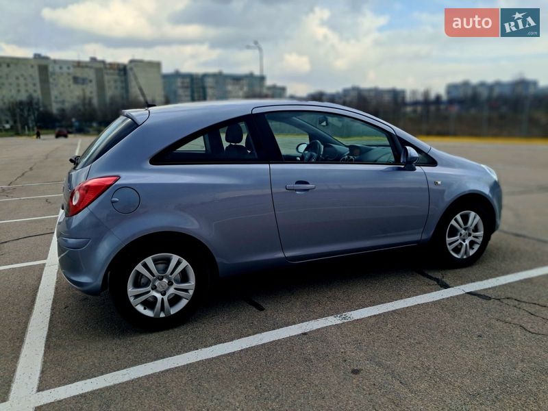 Хэтчбек Opel Corsa 2009 в Запорожье фото 8 Хэтчбек Opel Corsa 2009 в Запорожье