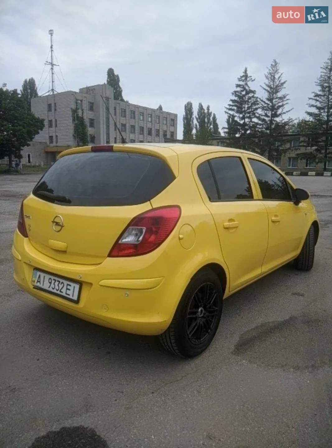 2010 Opel Corsa - мініатюра 2