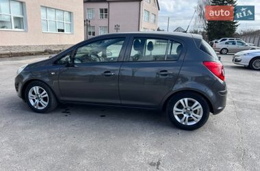 Хэтчбек Opel Corsa 2013 в Сумах