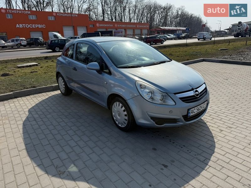 Хэтчбек Opel Corsa 2008 в Луцке фото Хэтчбек Opel Corsa 2008 в Луцке