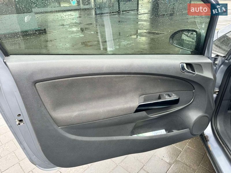 Хэтчбек Opel Corsa 2008 в Ивано-Франковске фото 5 Хэтчбек Opel Corsa 2008 в Ивано-Франковске