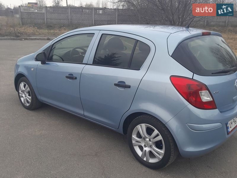Хэтчбек Opel Corsa 2008 в Бердичеве фото 9 Хэтчбек Opel Corsa 2008 в Бердичеве