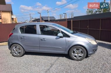 Хэтчбек Opel Corsa 2007 в Львове