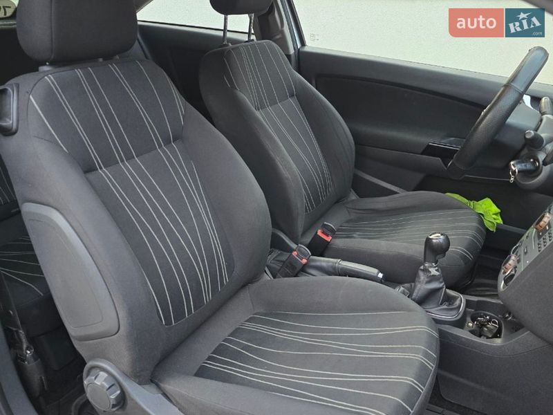 Хэтчбек Opel Corsa 2009 в Стрые фото 3 Хэтчбек Opel Corsa 2009 в Стрые