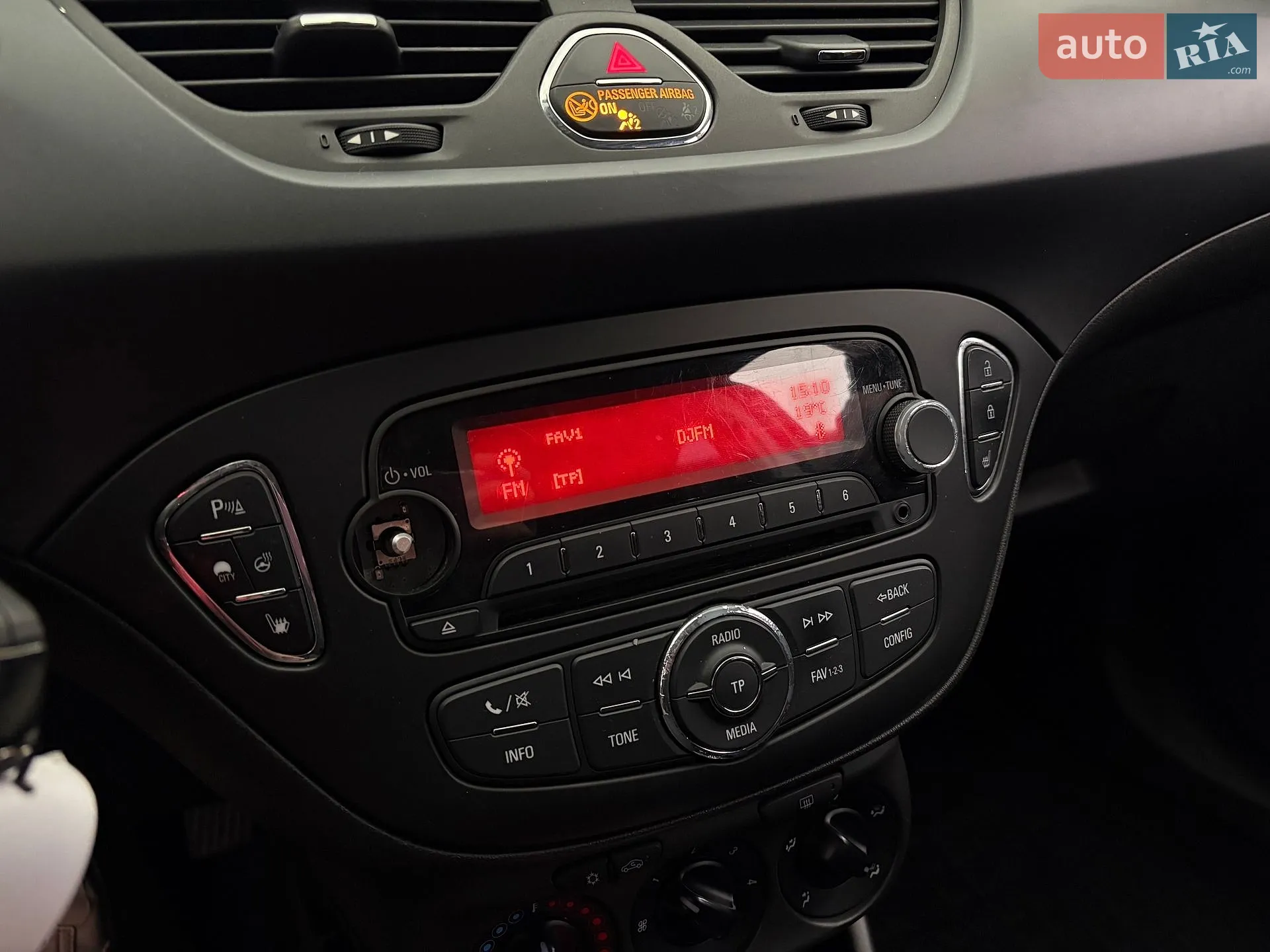 2016 Opel Corsa - мініатюра 16