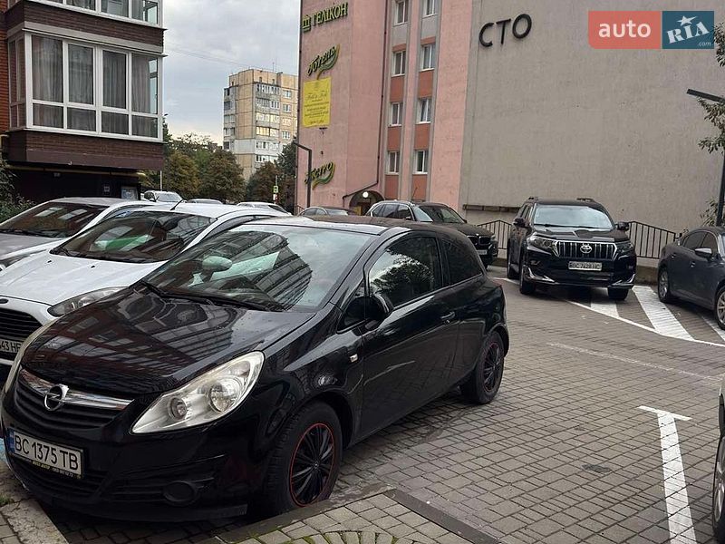 Хэтчбек Opel Corsa 2009 в Львове