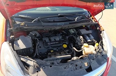 Хэтчбек Opel Corsa 2011 в Киеве