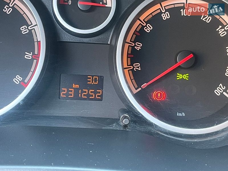 Хэтчбек Opel Corsa 2009 в Черкассах