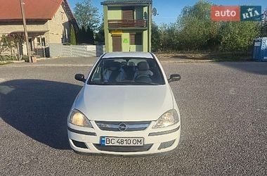 Хэтчбек Opel Corsa 2005 в Львове