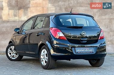 Хэтчбек Opel Corsa 2012 в Николаеве