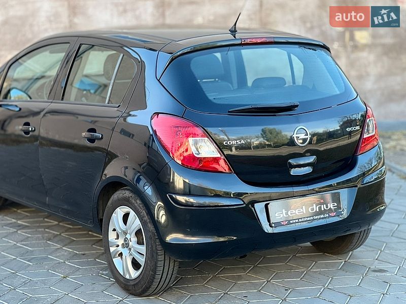Хэтчбек Opel Corsa 2012 в Николаеве