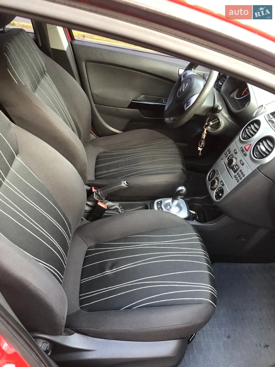 2010 Opel Corsa - мініатюра 11