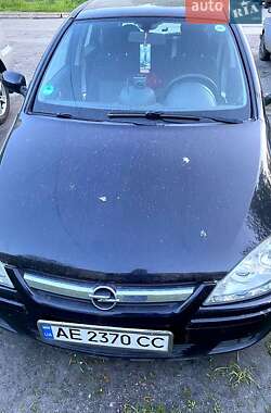 Хэтчбек Opel Corsa 2006 в Першотравенске