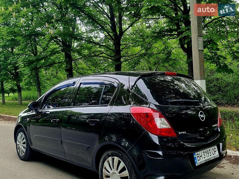 Хэтчбек Opel Corsa 2007 в Харькове