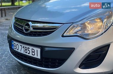 Хэтчбек Opel Corsa 2011 в Тернополе