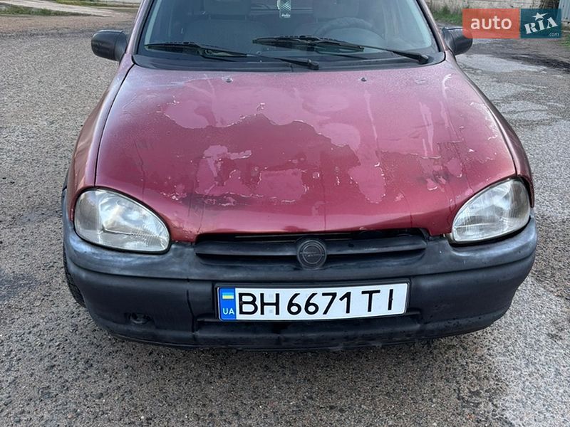 Хэтчбек Opel Corsa 1996 в Одессе