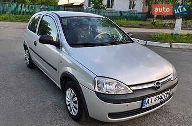 Хетчбек Opel Corsa 2002 в Малині