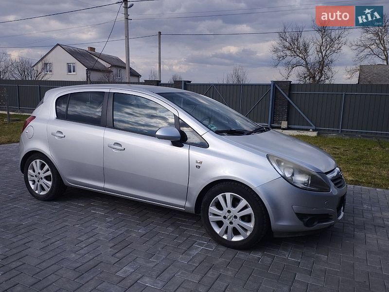 Opel Corsa 2010
