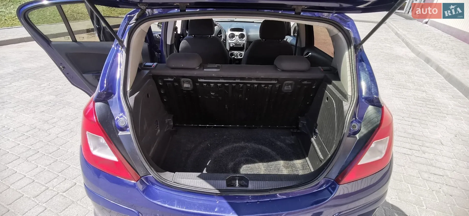 2011 Opel Corsa - мініатюра 11