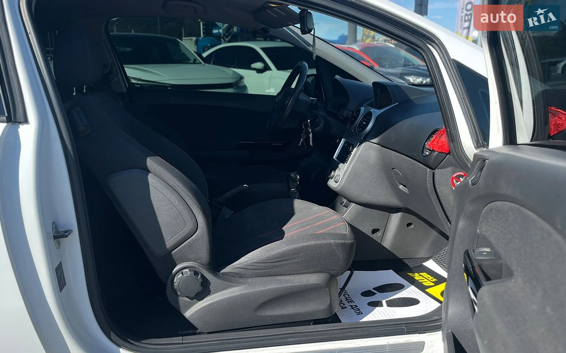 2010 Opel Corsa - мініатюра 22