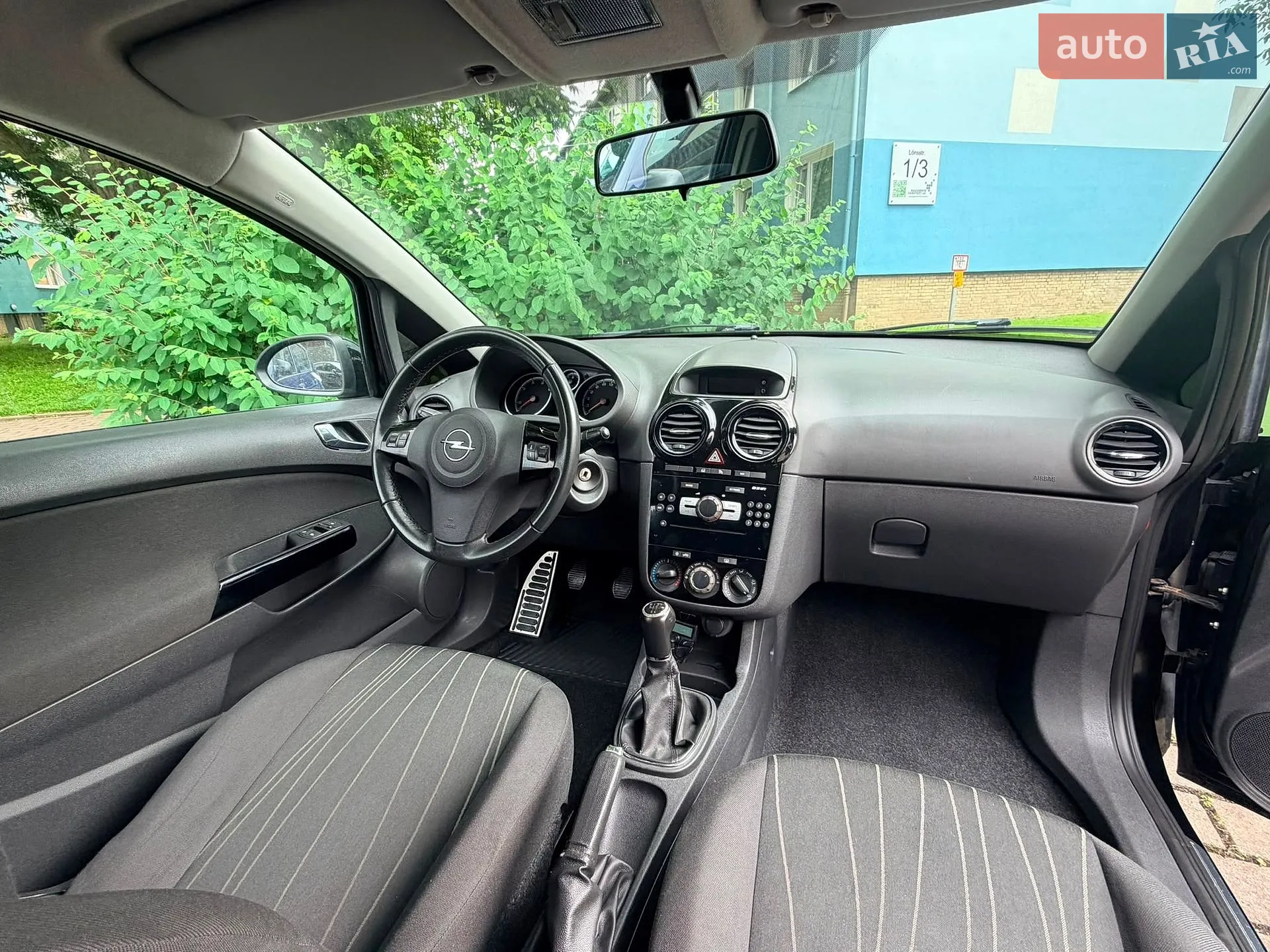 2010 Opel Corsa - мініатюра 3