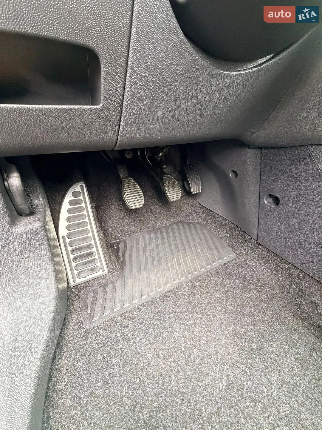 2010 Opel Corsa - мініатюра 7