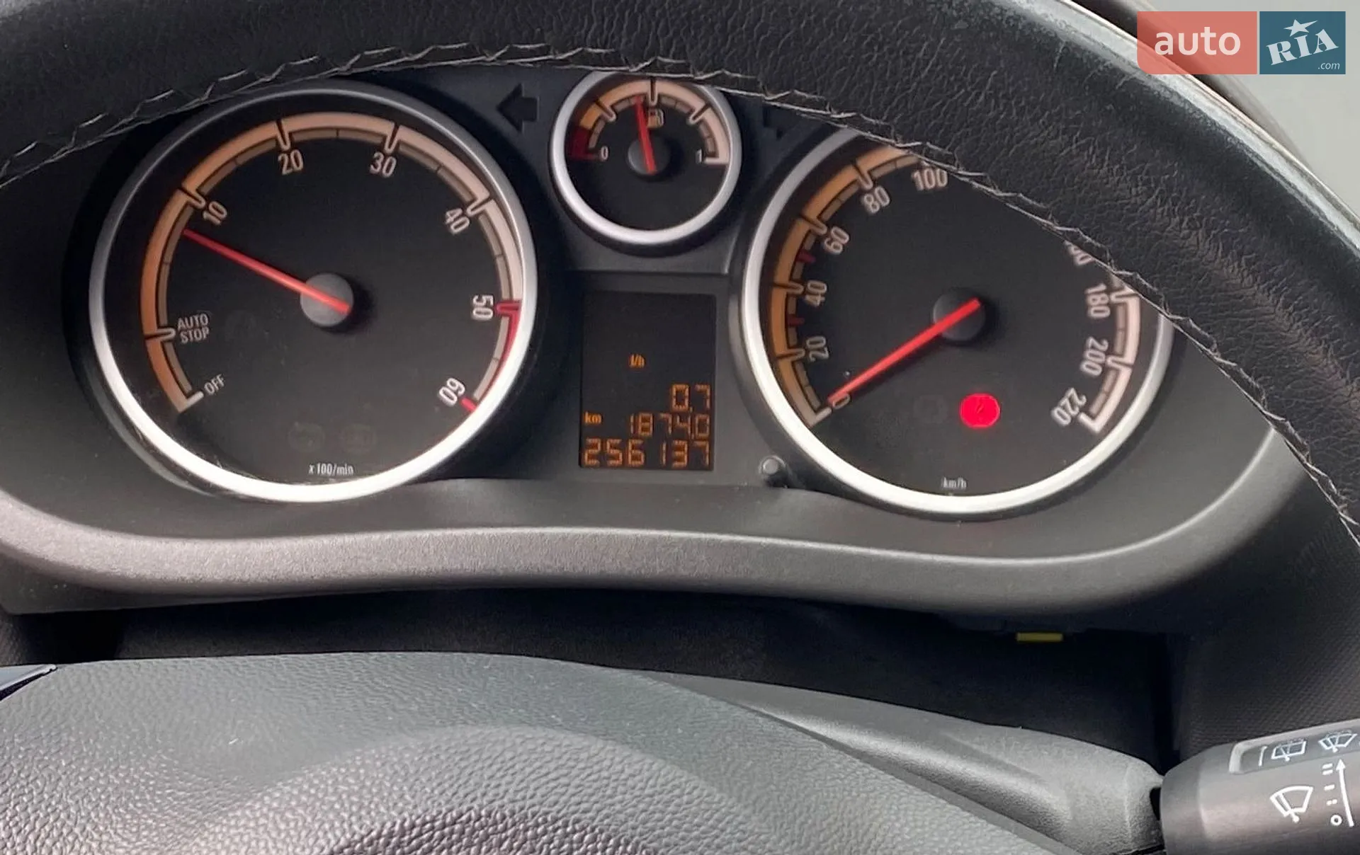 2010 Opel Corsa - мініатюра 8
