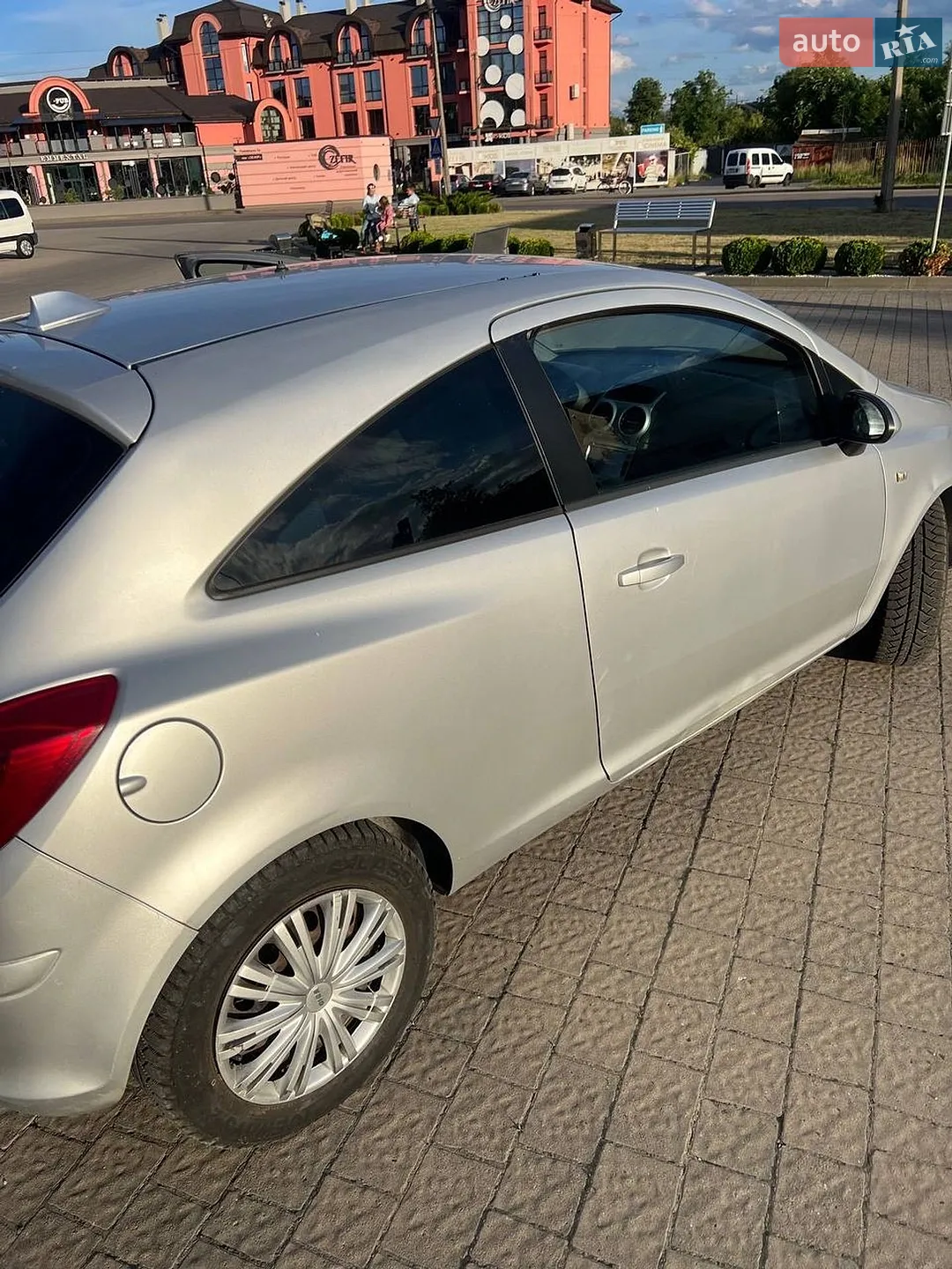 2011 Opel Corsa - мініатюра 3