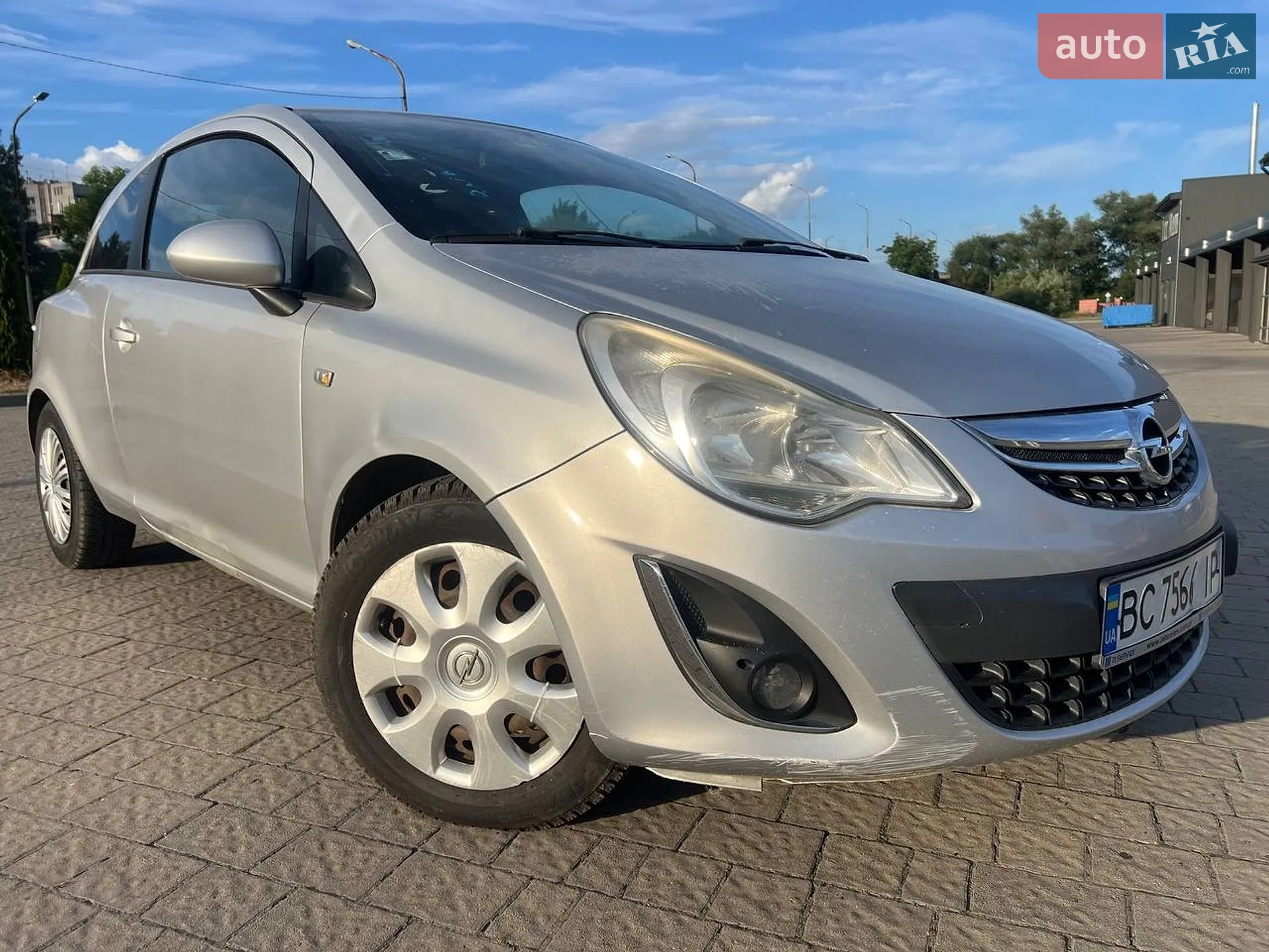 2011 Opel Corsa - мініатюра 2