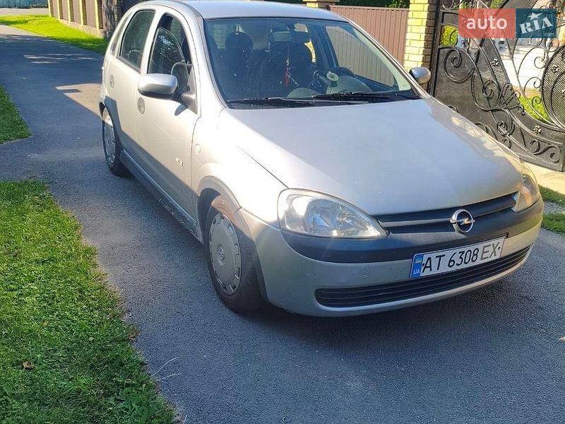 Хэтчбек Opel Corsa 2002 в Ивано-Франковске