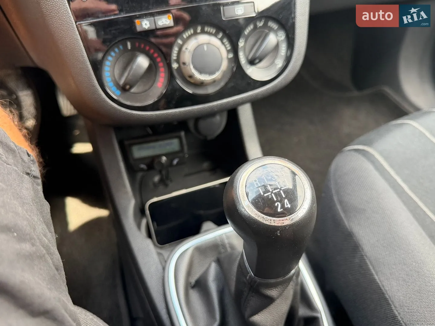 2010 Opel Corsa - мініатюра 19