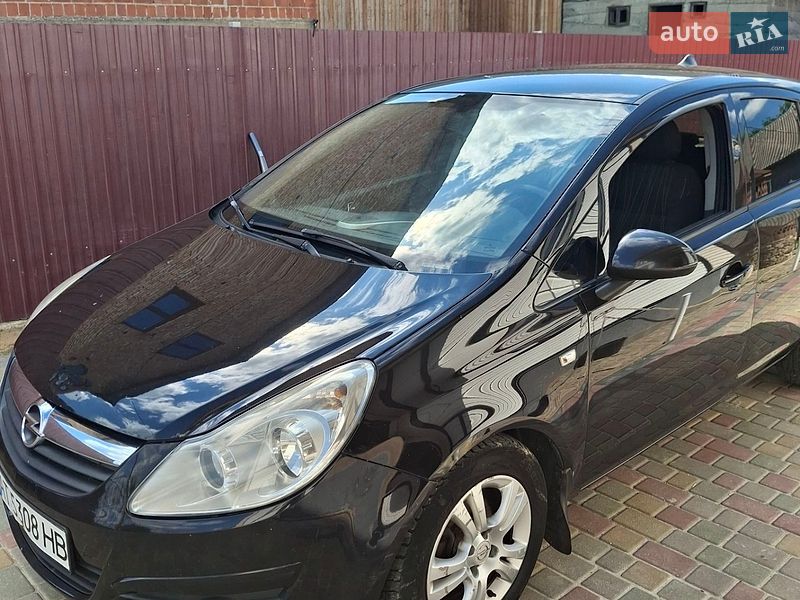 Хэтчбек Opel Corsa 2008 в Калуше