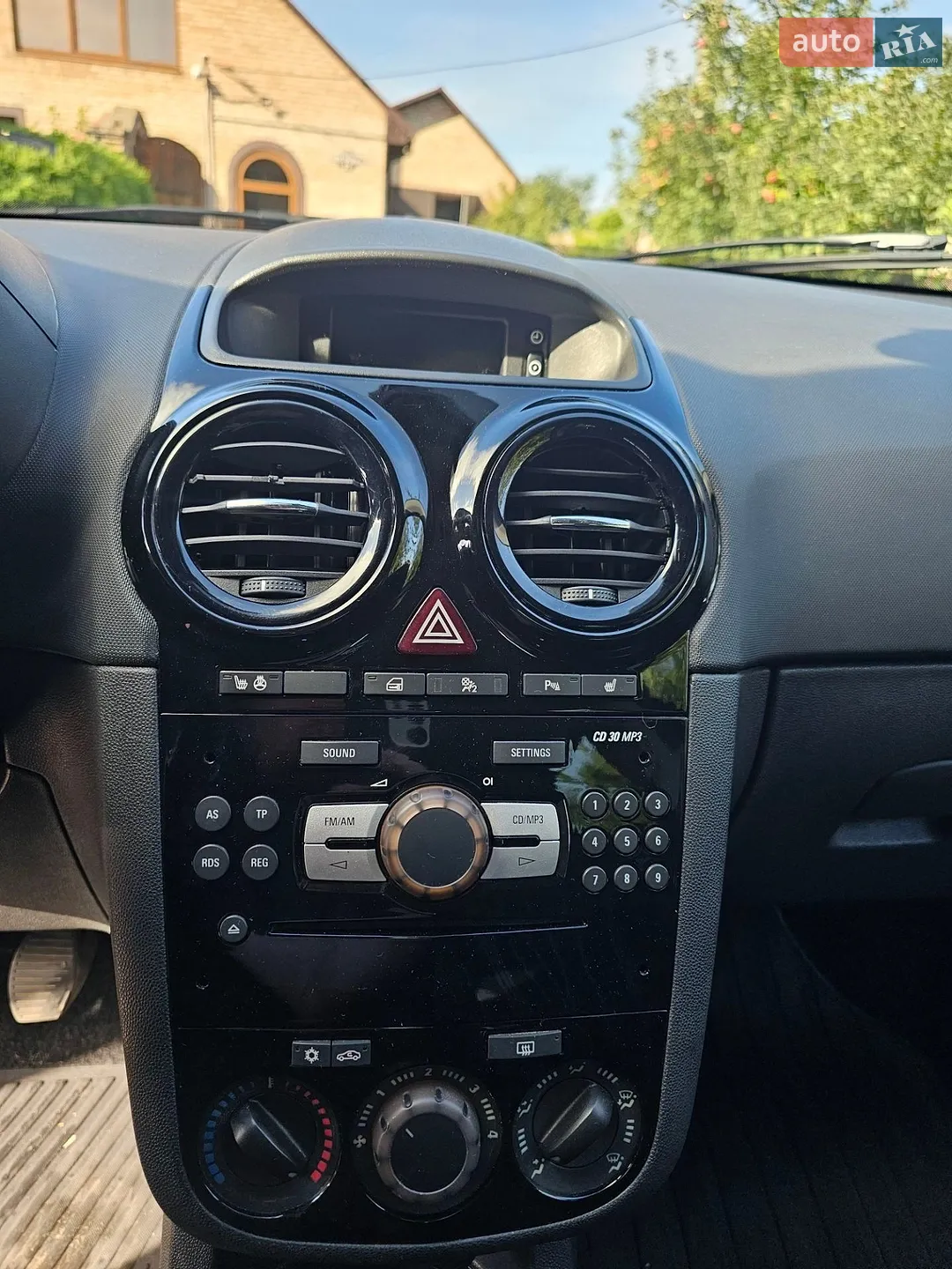2011 Opel Corsa - мініатюра 20