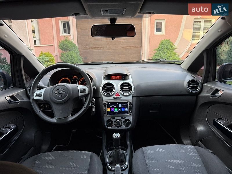 Хетчбек Opel Corsa 2011 в Чернівцях фото 21 Хетчбек Opel Corsa 2011 в Чернівцях