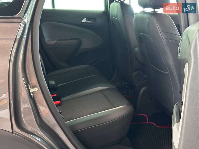Позашляховик / Кросовер Opel Crossland X 2019 в Львові