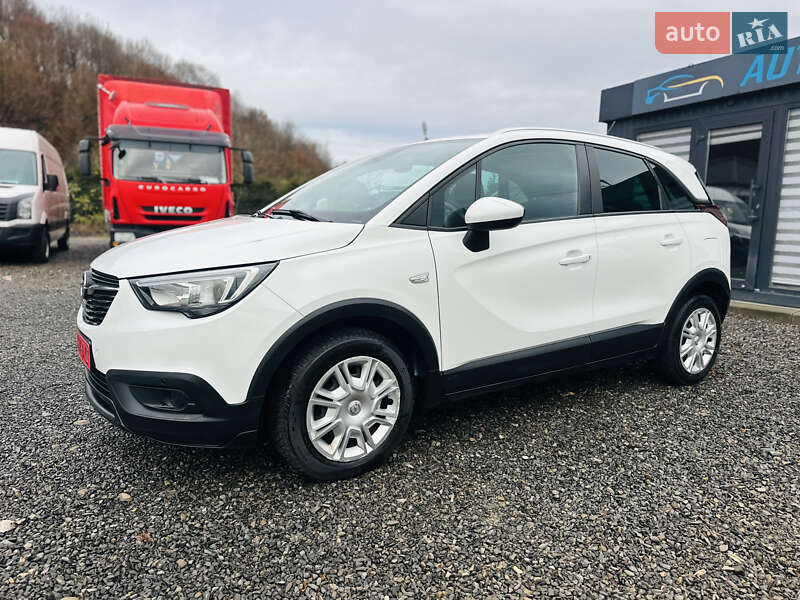 Позашляховик / Кросовер Opel Crossland X 2020 в Іршаві