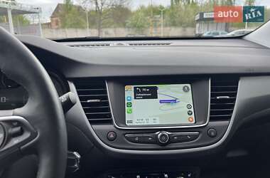 Позашляховик / Кросовер Opel Crossland 2023 в 