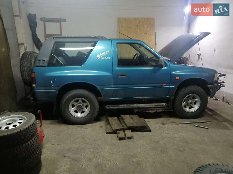 Внедорожник / Кроссовер Opel Frontera 1993 в Херсоне