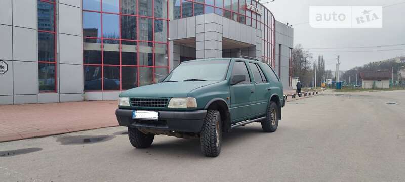 Opel Frontera 1992