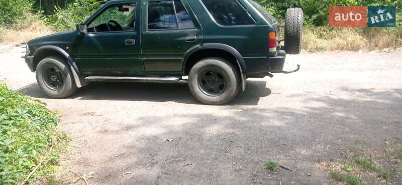 Позашляховик / Кросовер Opel Frontera 1998 в Кривому Розі