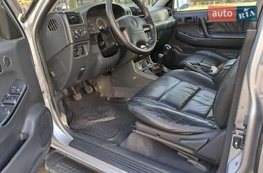 Внедорожник / Кроссовер Opel Frontera 2001 в 