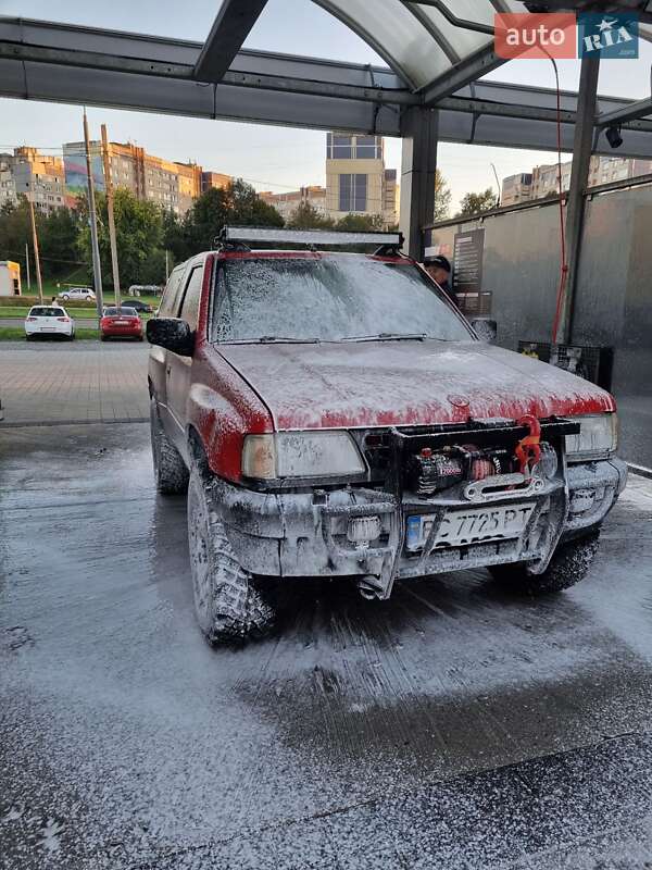 Opel Frontera 1996