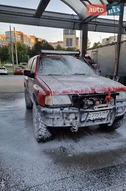Позашляховик / Кросовер Opel Frontera 1996 в 