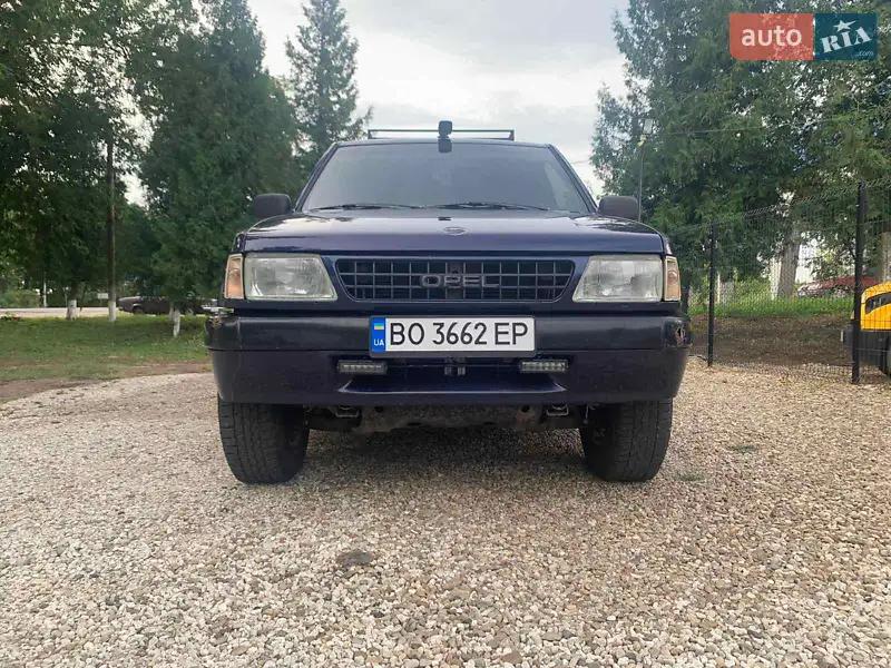 Позашляховик / Кросовер Opel Frontera 1995 в 